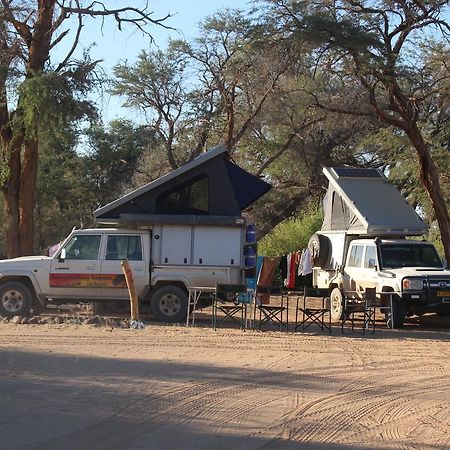 Brandberg White Lady Lodge Uis Luaran gambar