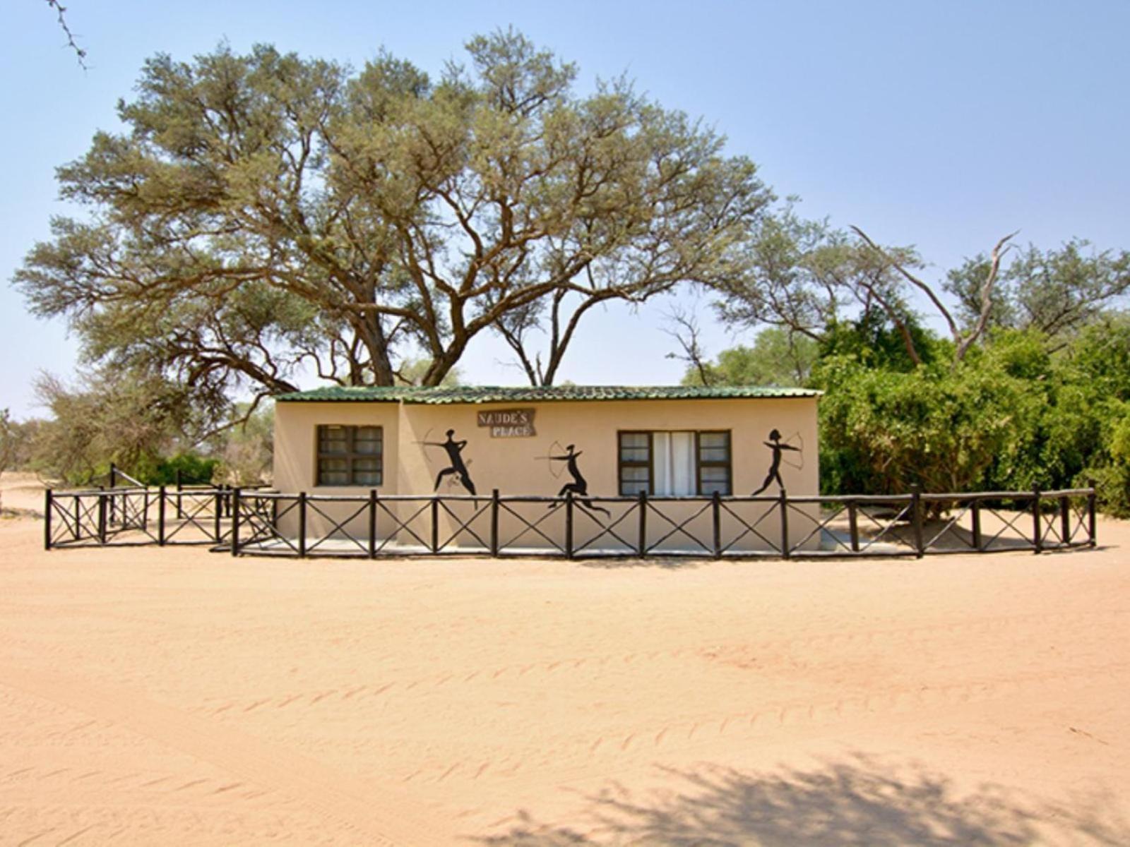 Brandberg White Lady Lodge Uis Luaran gambar