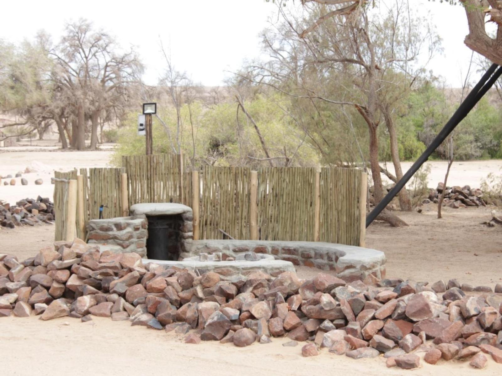 Brandberg White Lady Lodge Uis Luaran gambar